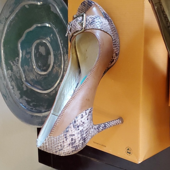 GUC Guess Shoes heel - Picture 5 of 7